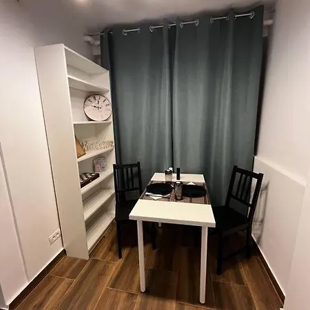 Parklake's Treasure Apartment *